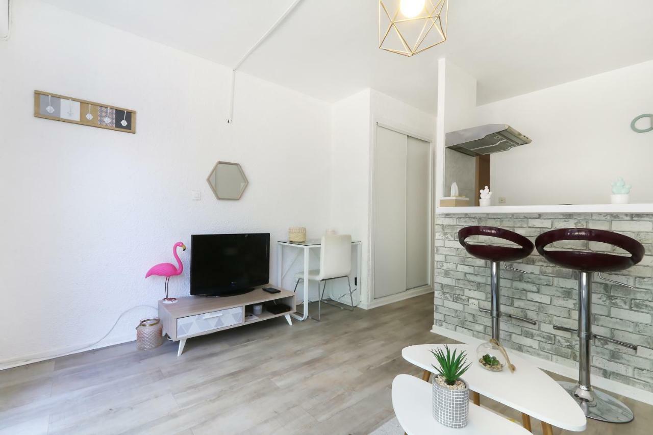 L Escapade, Wifi, Parking, Netflix, Appart 2Pers Apartamento Montpellier Exterior foto